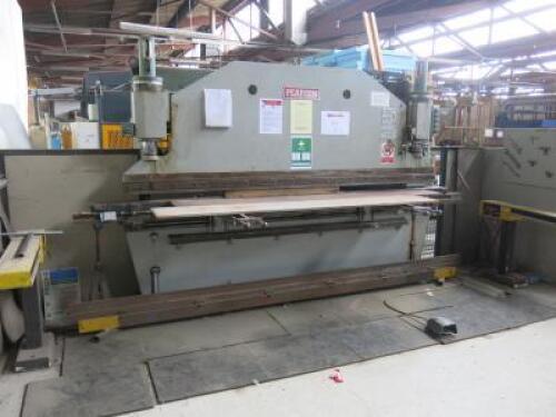 Pearson 70T/3000mm (10') Press Brake, Fitted Infra Red Curtain Light Guards, Serial Number 5729/3, Year 1990