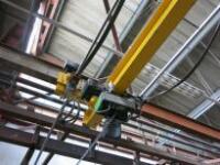 Stahl 1000kg Overhead Travelling Gantry Hoist. Powered Travel in all directions on, with approx 7m span motorised beam