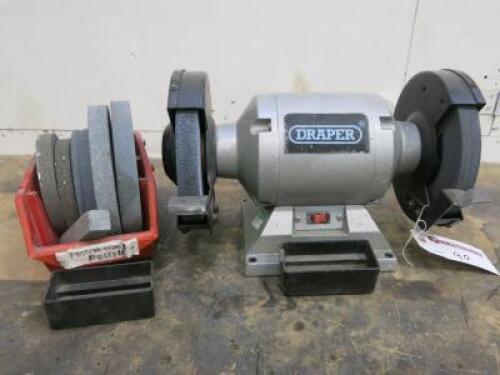 Draper GHD 200 Bench Mounted Grinder (Fitted Grinding Wheels) & 5 Spare Grinding Wheels