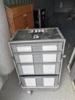 3DC5 - 4 Drawer Flight Case. Size (H) 90cm x (W) 65cm x (D) 46cm