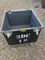 3DC10 - Square Flight Case. Size (H) 64cm x (W) 74cm x (D) 74cm