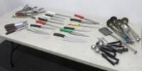 Qty of Kitchen Utensils to Include: 13 x Knives, 13 x Metal Tongs, 8 x Spatula Knives, 8 x Ladles, 5 x Ice Cream Scoops, 2 x Peelers & 2 x Spoons