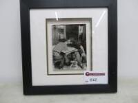 Glazed, Framed & Mounted Perspex Picture of 2 French Lovers, Size H42cm x W42cm