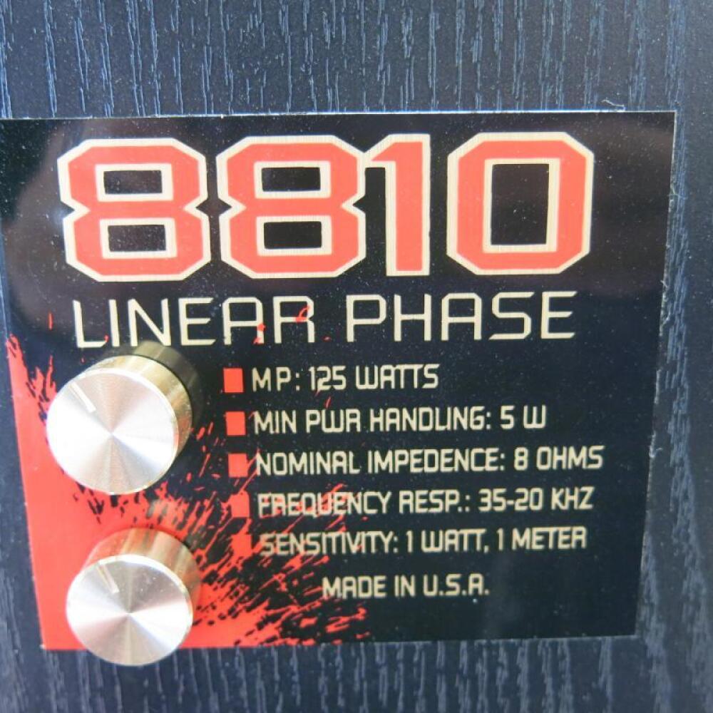 2 x Original Boxed 8810 Linear Phase Studio Monitor Speakers.