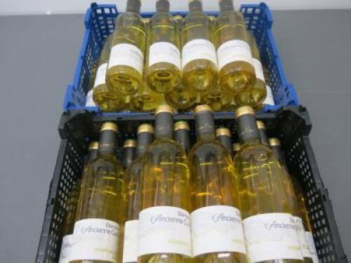 30 x Bottles of Domaine L' Ancienne Cure MonBazillac 2015, 37.5cl