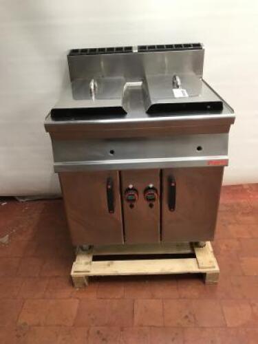 Lotus Commercial Gas Fryer with 2 Pans, 2 Baskets & 2 Lids. Model F2/13-78G. Size H105cm x D70cm x W80cm. NOTE: Appears with little use, boxed on pallet