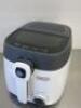 Delonghi Table Top Deep Fat Fryer, Model FS6055 - 2