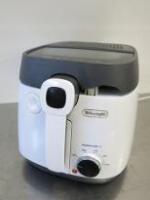 Delonghi Table Top Deep Fat Fryer, Model FS6055. Note: Crack to lid as pictured