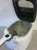 Delonghi Table Top Deep Fat Fryer, Model FS6025 - 4