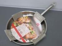 New Zwilling Twin Choice Uncoated Frying Pan, Diameter 32cm