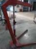 Sealey Hydraulic Engine Hoist, Model WF10, Capcity 1 Ton. - 3