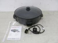 Caterlite Electric Multipan, Model CD563. Comes with Instruction Manual.