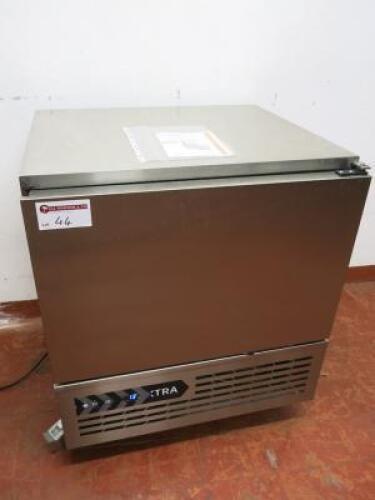 Foster Xtra Blast Chiller, Model XR20, S/N 226885111, DOM 07/2019. Comes with Instruction Manual. Size H87cm x W76cm x D69cm.