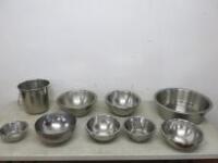 25 x Assorted Sized Stainless Steel Mixing Bowls & 1 x Stainless Steel Bucket