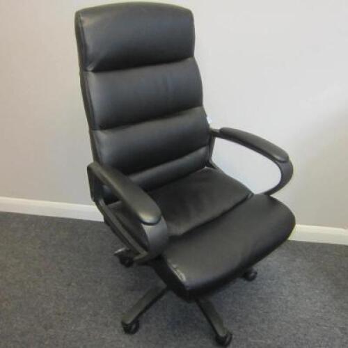 Niceday Executive Leather Swivel Office Chair