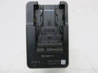 Sony Quick Battery Charge, Model BC-QM1. For V,W,M,H & P Series Batteries.
