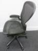 Herman Miller Aeron Ergonomic Adjustable Mesh Office Chairwith Adjustable Arm Rests & Fabric Arm Caps.Size B.NOTE: seat pan requires refurbishment (As Viewed/Pictured).&nbsp; - 3