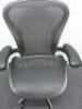 Herman Miller Aeron Ergonomic Adjustable Mesh Office Chairwith Adjustable Arm Rests & Vinyl Arm Caps.Size B.NOTE: seat pan requires refurbishment (As Viewed/Pictured).&nbsp; - 2