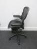 Herman Miller Aeron Ergonomic Adjustable Mesh Office Chairwith Lumbar Support, Adjustable Arm Rests & Vinyl Arm Caps.Size B.NOTE: seat pan requires refurbishment (As Pictured/Viewed).&nbsp; - 4