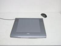 Wacom Intuos 3 Graphics Tablet with Mouse, Model PTZ-930. NOTE: requires pen.