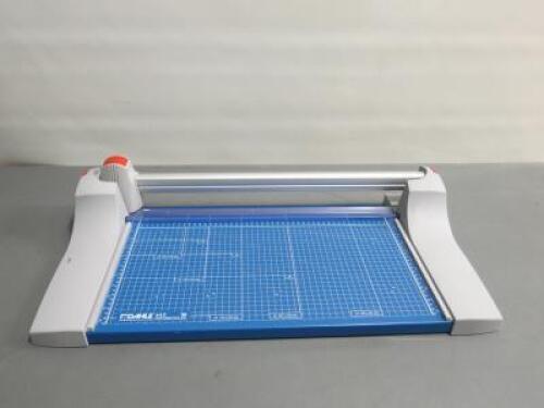 Dahle 442 Premium Rotary Paper Trimmer