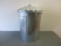 Galvanised Metal Dustbin with Lid.