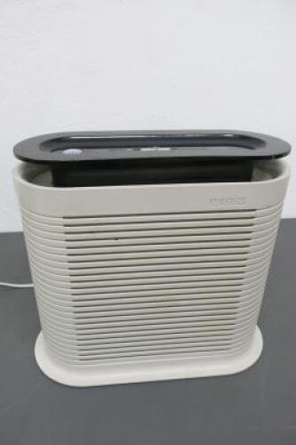 HoMedics Hypo Allergenic HEPA Air Purifier, Model AR-10A-GB.