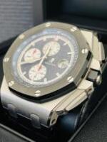 Audemars Piguet Royal Oak Offshore, Platinum & Ceramic, Selfwinding Chronograph Men's Automatic Wristwatch - 26401PO.OO.A018CR.01.