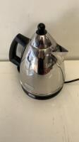 Delonghi 1.7 Litre Jug Kettle in Polished Steel, Model KBX3016.C.
