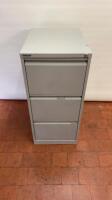 Bisley 3 Drawer Filing Cabinet in Grey. Size H102cm x W42cm x D62cm. 