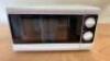 Unbranded 800w Microwave Oven, Model 394341. - 2