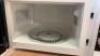 Unbranded 800w Microwave Oven, Model 394341. - 3