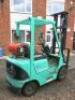 Mitsubishi LPG Fork Lift Truck, Model FG18K, S/N EF25A-85623, 4012 Hrs, DOM 2002, Side Shift, Max Fork Height 3M, Weight Capacity 1600kg. Comes with 2 Spare Gas Bottles: - 10