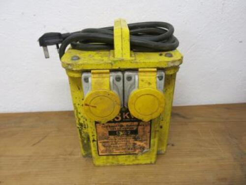 110v Power Tool Transformer (2 x 16a Sockets).