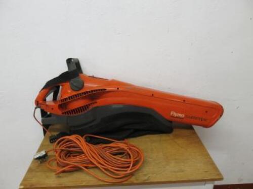 Flymo Garden VAC, Model EV750. Comes with Extension Cable. No VAT On Lot.