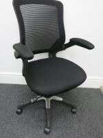 Blackmesh Height Adjustable Office Swivel Chair.