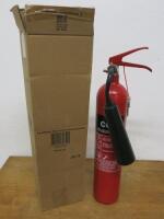 Fireshield 2kg CO2 Fire Extinguisher in Box, DOM 8/2018.