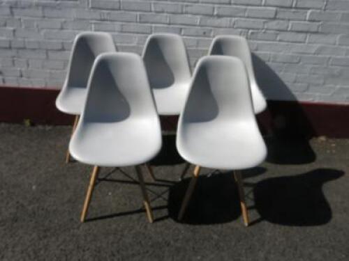 5 x DSW Eames Style Dining Chairs in Grey.&nbsp;