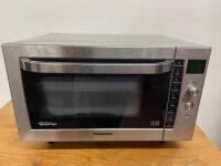 Panasonic Commercial Microwave Oven, Model NN-CF778S.