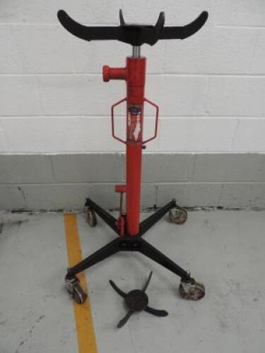 Yankee 0.5T Mobile Transmission Jack, Model 600TR with Additional Size Rest.