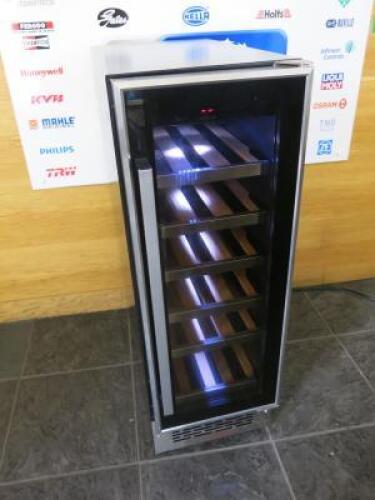 Lamona 6 Shelf Wine Cooler/Drinks Fridge, Model LAM6911-1. Size H86 x W30 x 63cm.