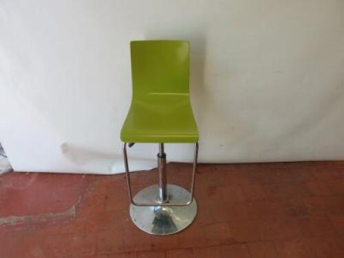 Adjustable Height Bar Stool with Chrome Base & Green Wooden Seat.