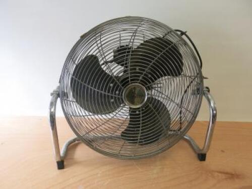 Carlton 3 Speed Floor Standing Fan.