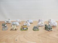 16 x Assorted Lilliput Lane Hand Made Miniature Masterpieces.