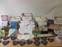 Approx 224 x Items of Assorted Wood, Metal, Slate & Ceramic Signs, Plaques & Hangers etc (As Viewed/Pictured).