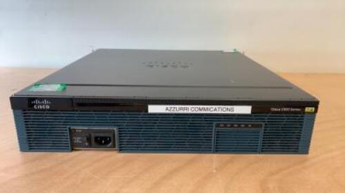 Cisco 2900 Series Integrated Services Router, Model Cisco 2921.