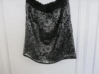 Black Sapote Mayfair Ladies Black/Silver Embroidered Flower Pattern Elasticated Waist Mini Skirt. Size S. RRP £250.