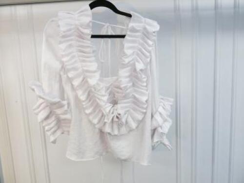 Black Sapote Mayfair Ladies White Ruched Detailed Top. Size S. RRP &pound;475.