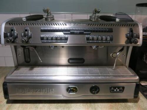 La Spaziale S5 2 Group Coffee Machine, Model EK2, S/N 353944, DOM 2017. Comes with Brita Water Filter, Model C500 QUELL ST.