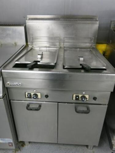 Mareno Gas Twin Tank Deep Fat Fryer. Comes with 2 Baskets. Size (W) 70cm. 